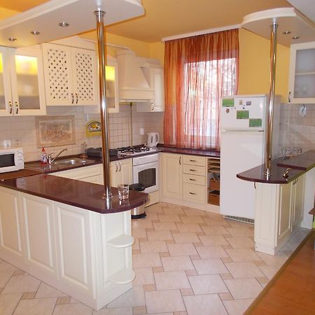 Lara Apartman Debrecen Dış mekan fotoğraf