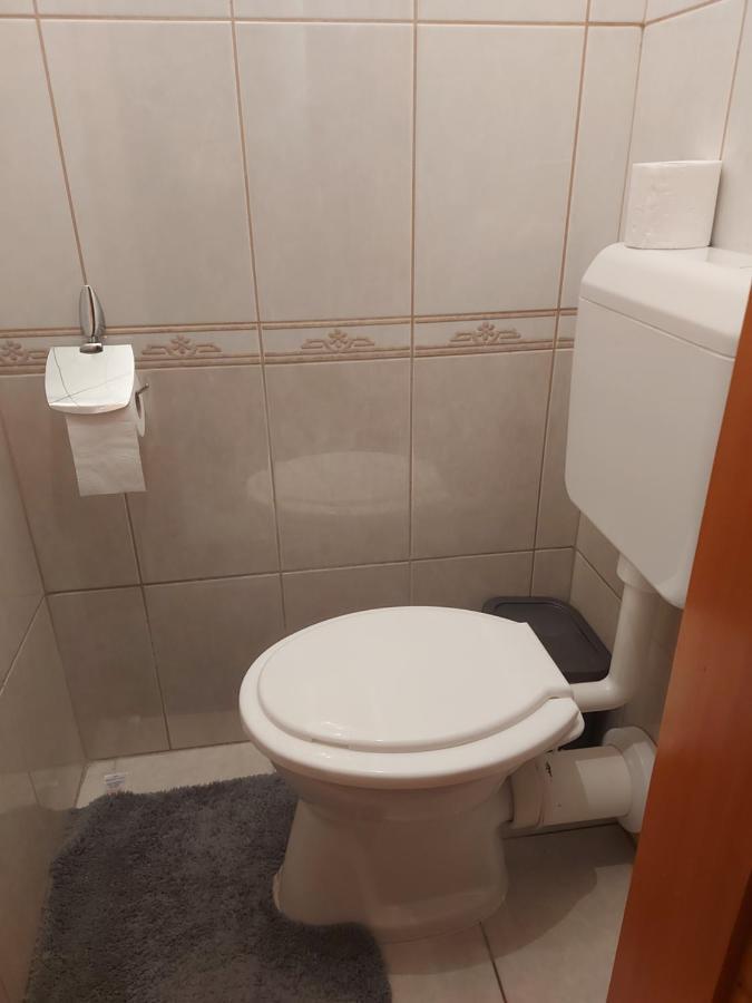 Lara Apartman Debrecen Dış mekan fotoğraf