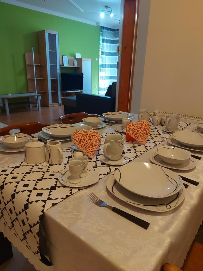 Lara Apartman Debrecen Dış mekan fotoğraf